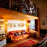 Chesa Principela - *