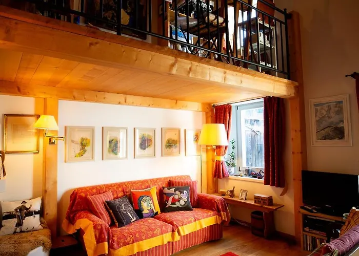 Chesa Principela - *